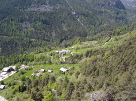 Panorama su Chevrère e Veulla (47549 bytes)